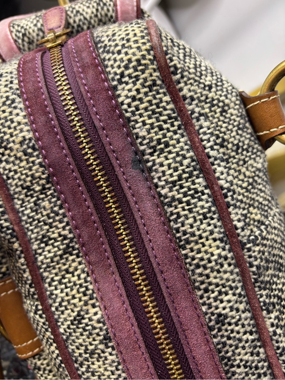 Coach 2005 vintage Soho Tweed Y2K Swarovski Bow satchel w/matching wristlet GUC - Picture 15 of 17